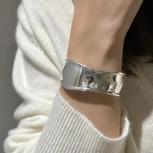 Large Polied Arc Bracelet