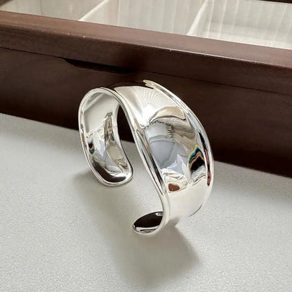 Large Polied Arc Bracelet