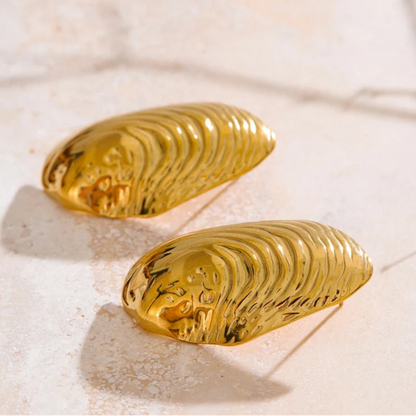 Shell Stud Earrings